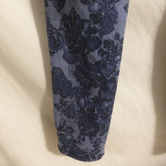 FADED GLORY, blue floral jeggings, size small, 4-6, BNWOT - Picture 13 of 14